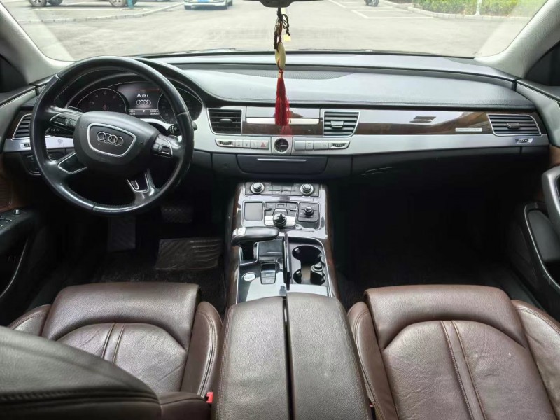 徐州15年奥迪A8L6