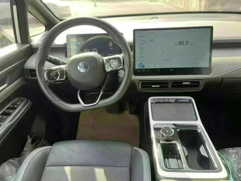 廣州24年合創汽車Z038