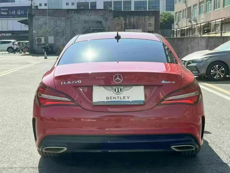 广州18年奔驰CLA3