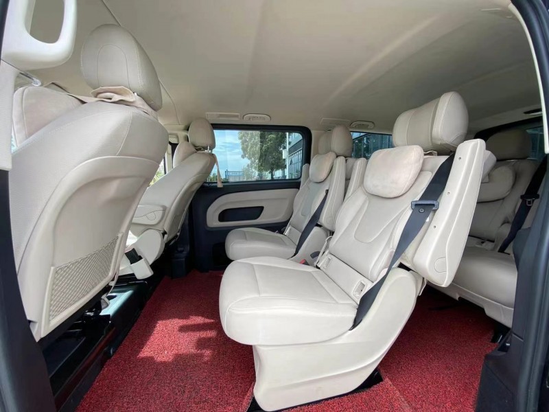 东莞21年奔驰威霆5