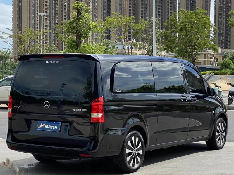 东莞21年奔驰威霆7