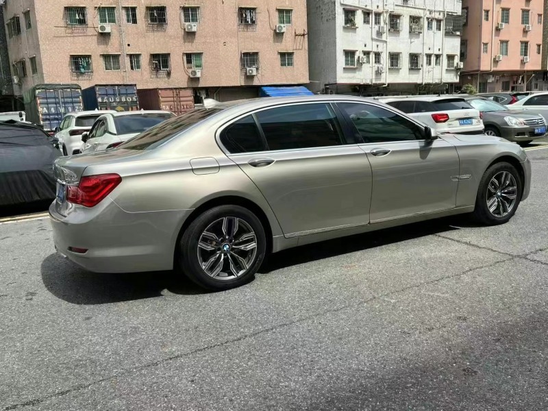 广州10年宝马7系4