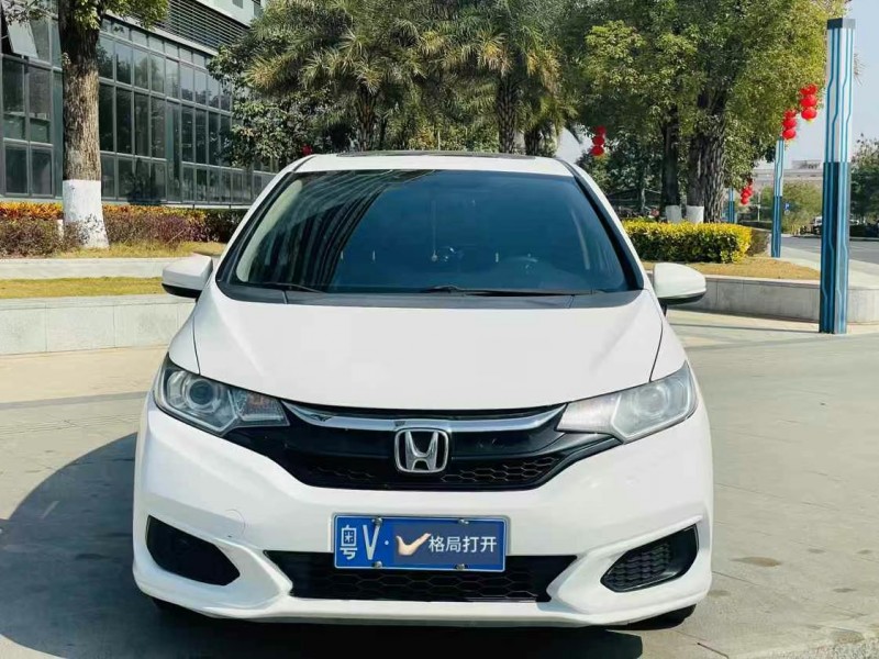 东莞18年本田飞度1