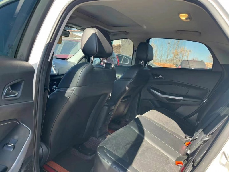 保定20年福特福睿斯7