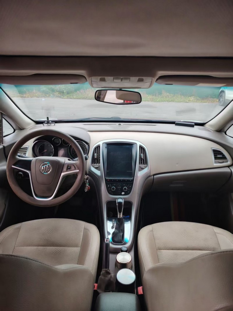 枣庄14年别克英朗6