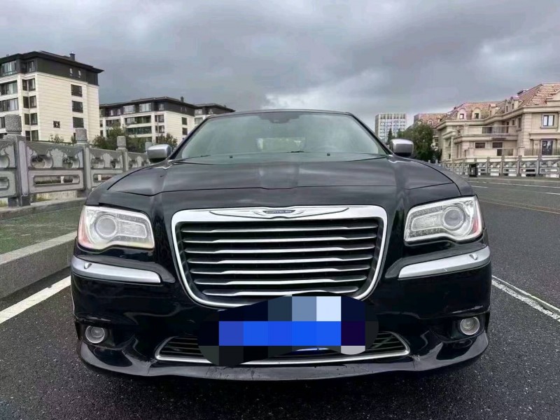 枣庄13年克莱斯勒300C1