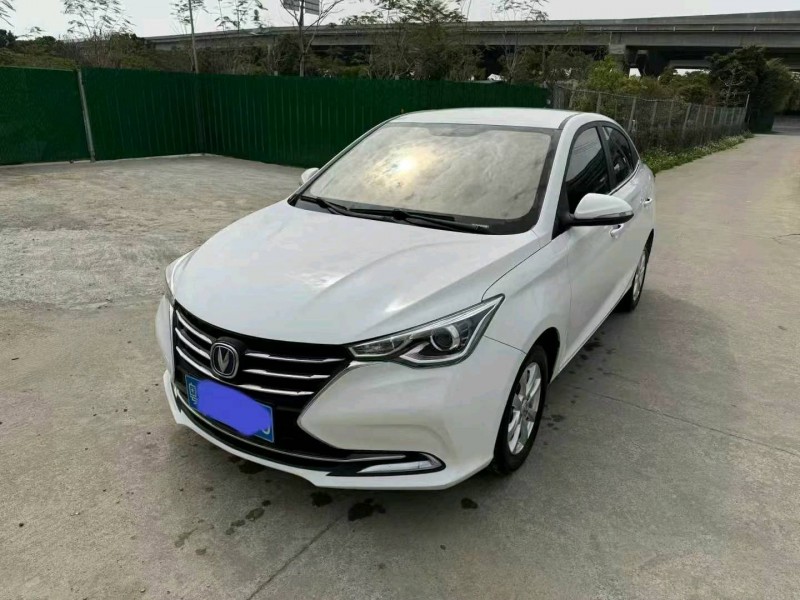 中山19年長安汽車悅翔7