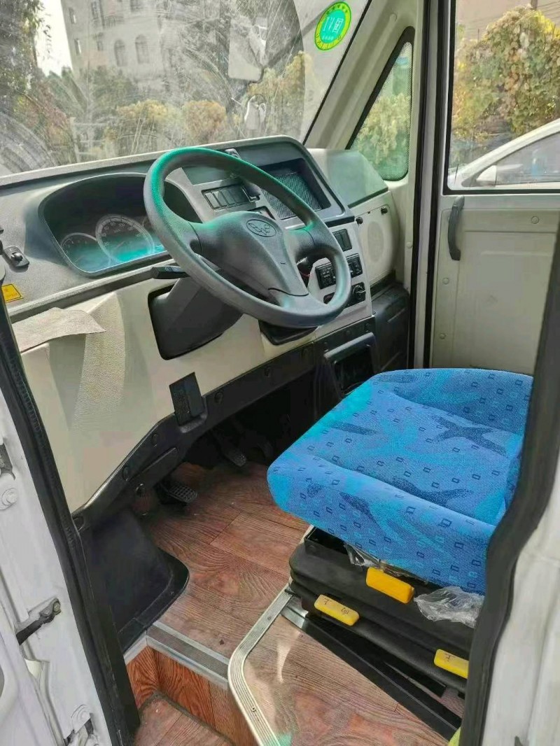中山21年五菱汽車榮光7