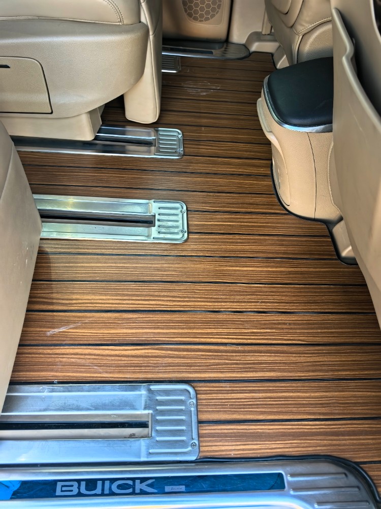 保定19年别克GL89