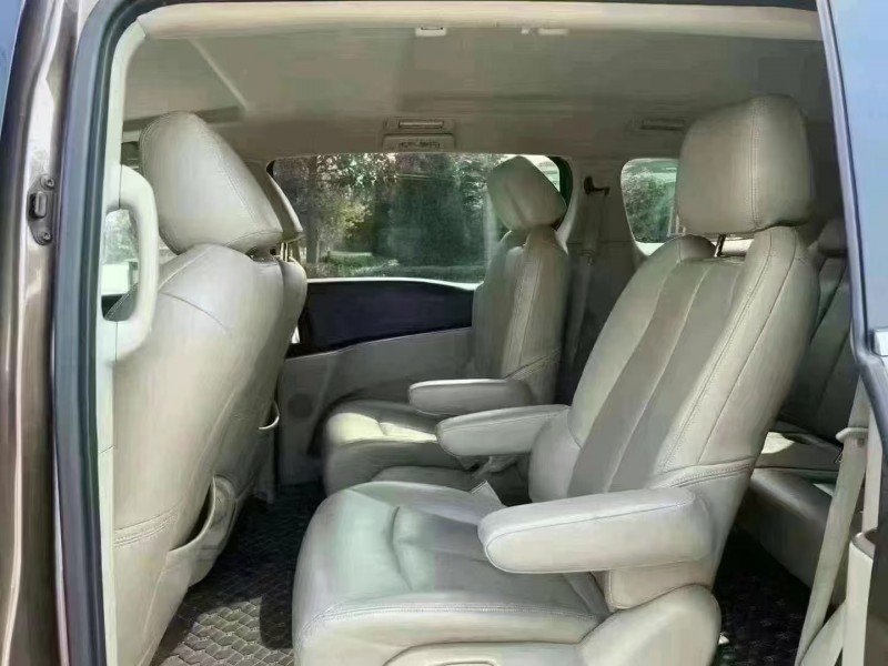 济宁19年别克GL85