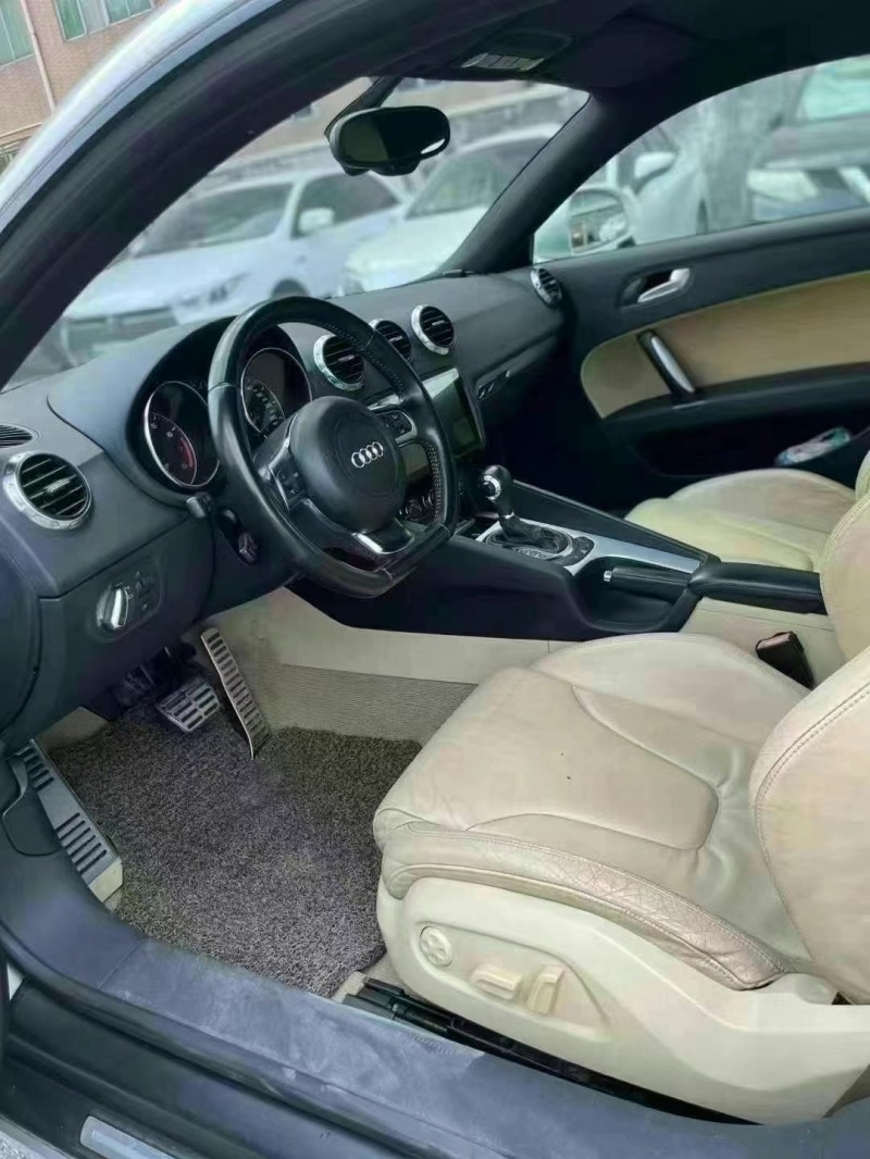 广州09年奥迪TT5