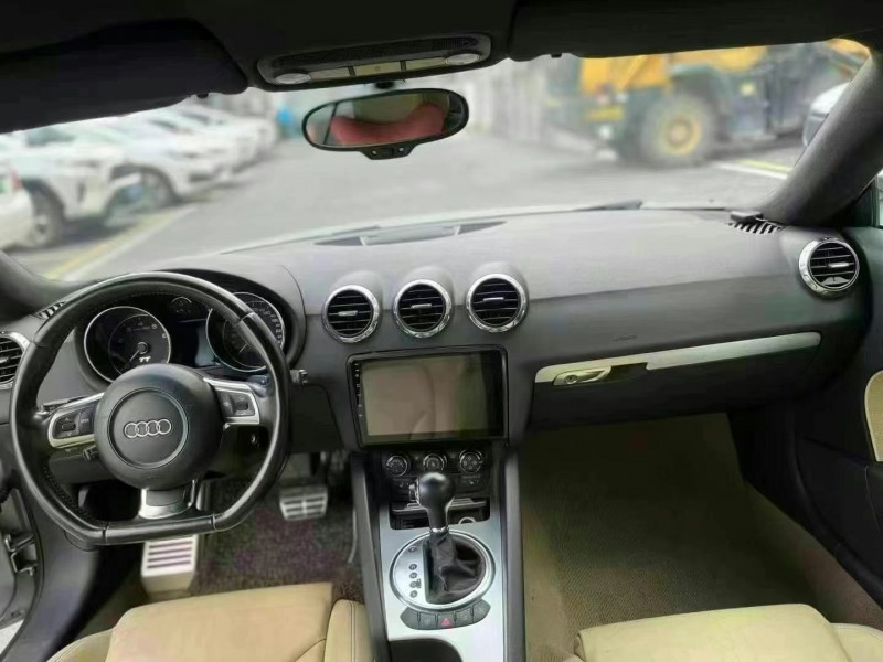 广州09年奥迪TT7