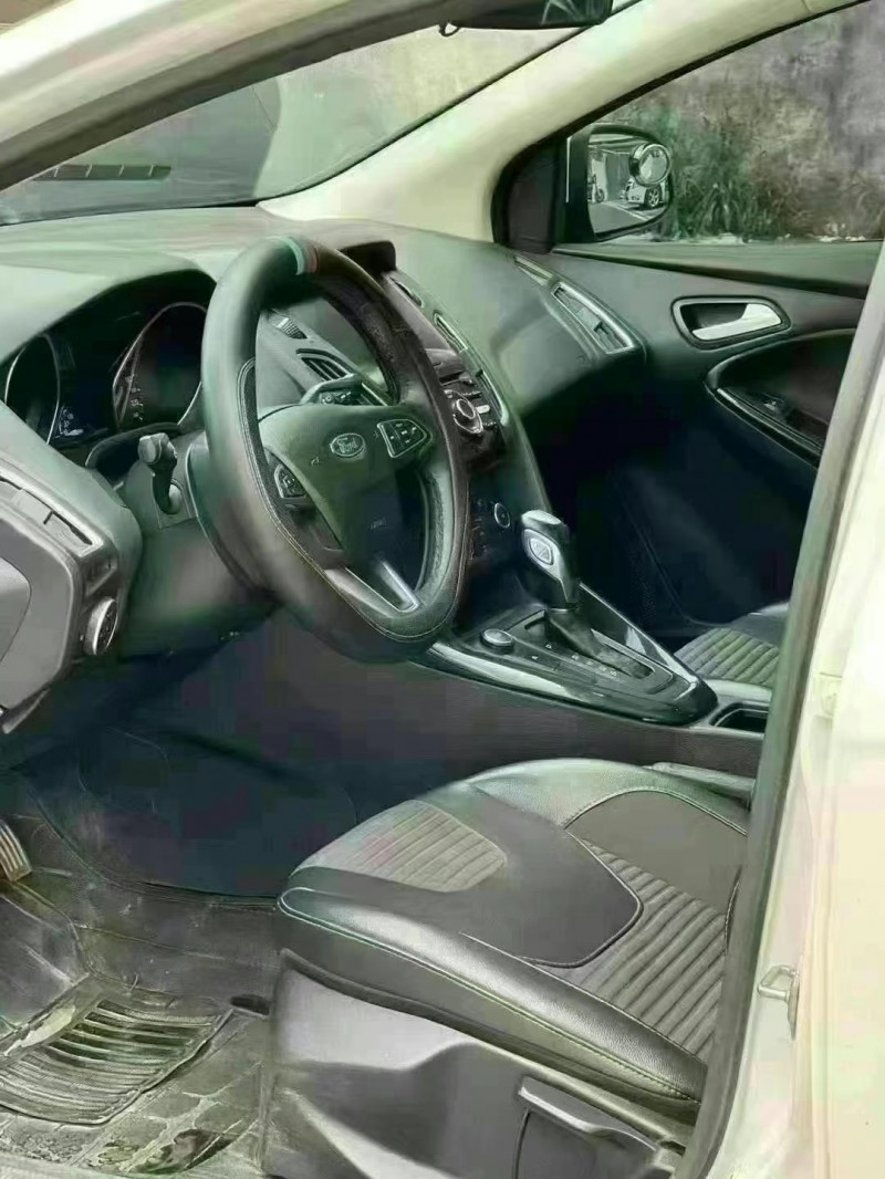 广州18年福特福克斯6