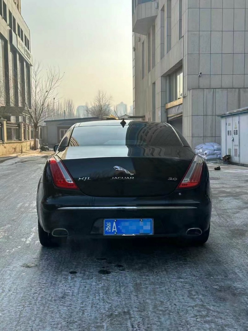 包頭15年捷豹XJ9