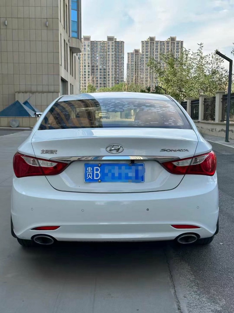 包頭16年現代索納塔9