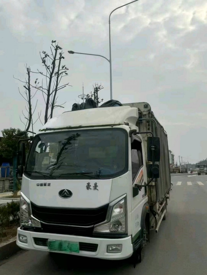 婁底22年卡車系列重汽豪曼2