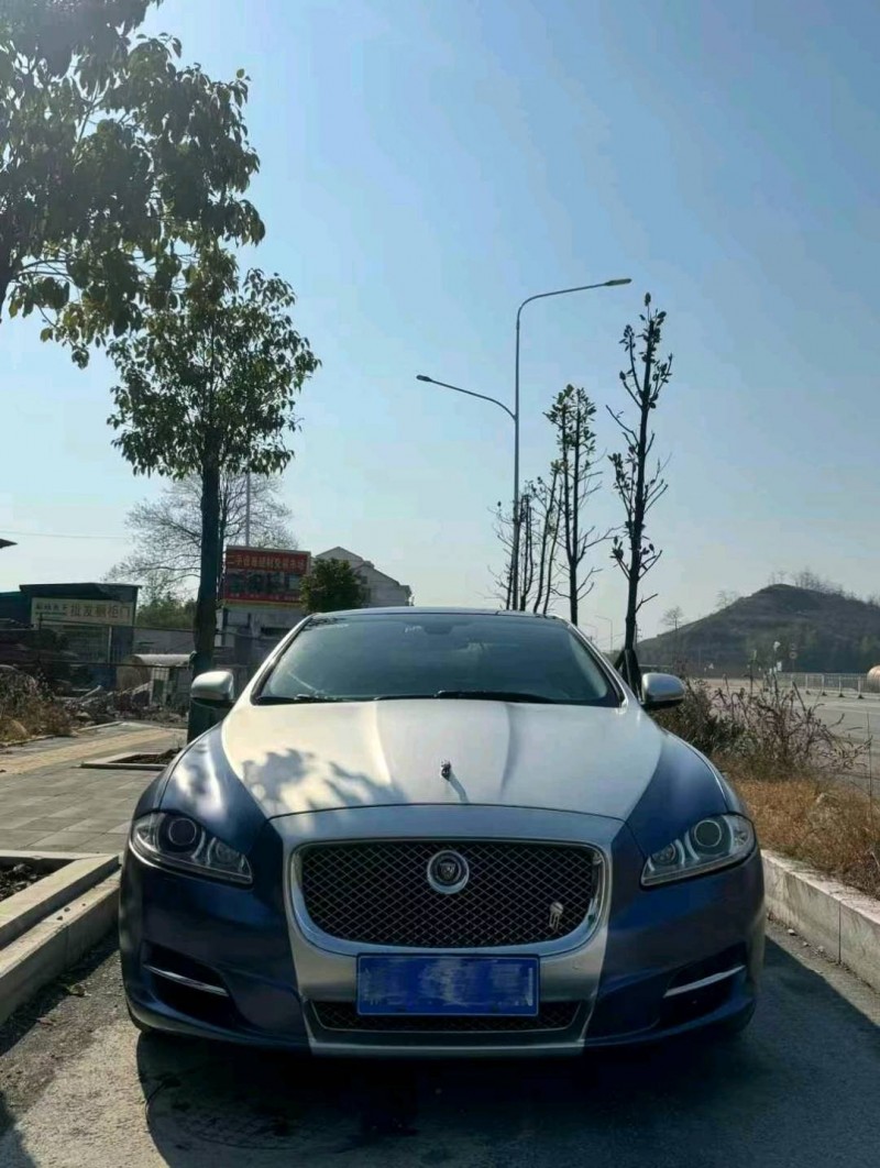 婁底15年捷豹XJL1