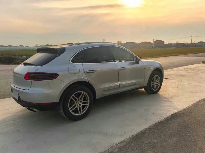徐州17年保时捷Macan8