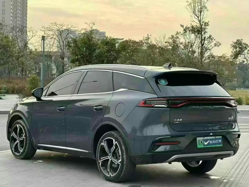 东莞22年比亚迪唐8