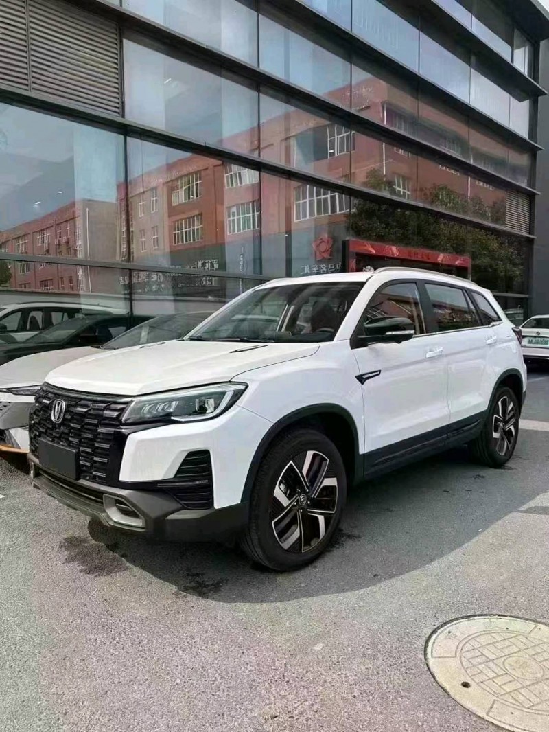 棗莊25年長安汽車CS754