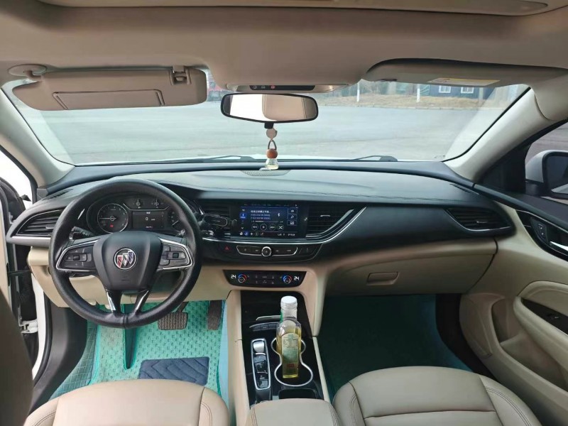 徐州22年别克君威9