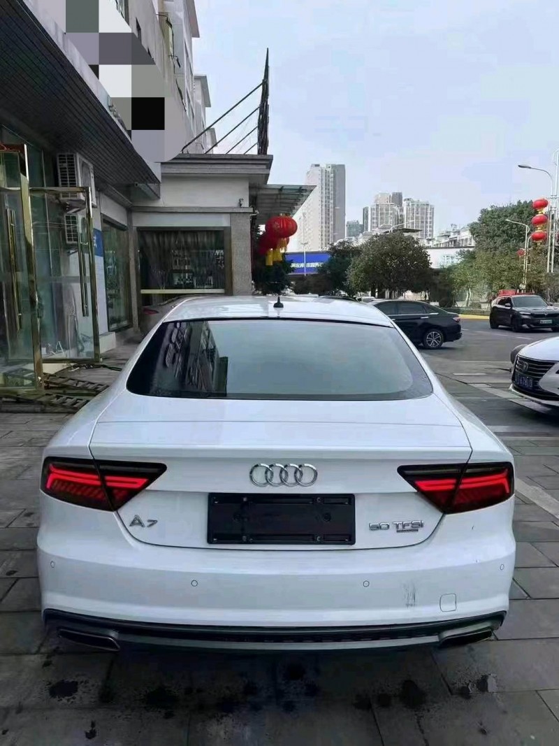 重慶18年奧迪A7L4