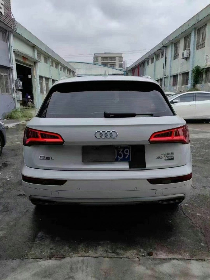 广州20年奥迪Q59