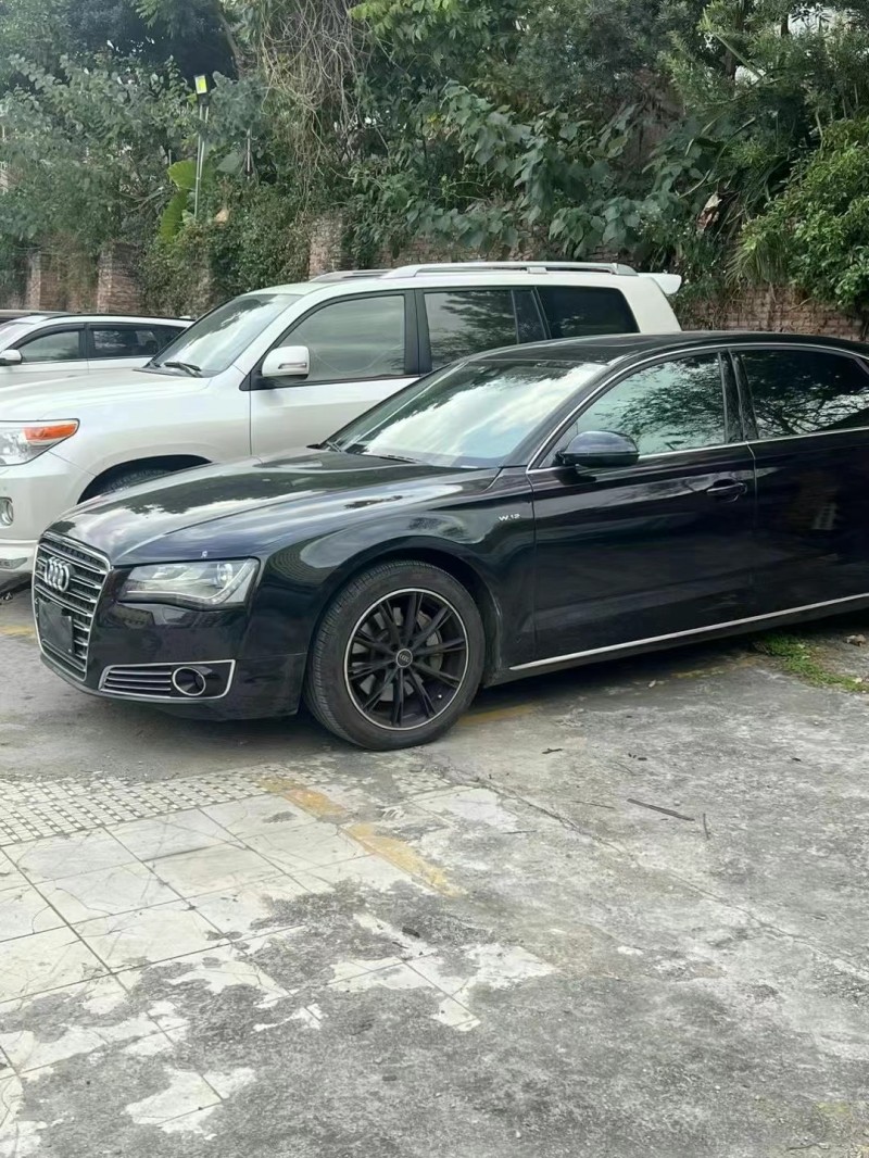 广州14年奥迪A8L9