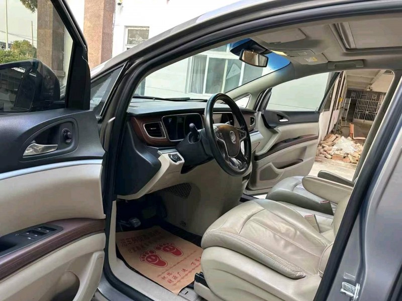 徐州19年别克GL85