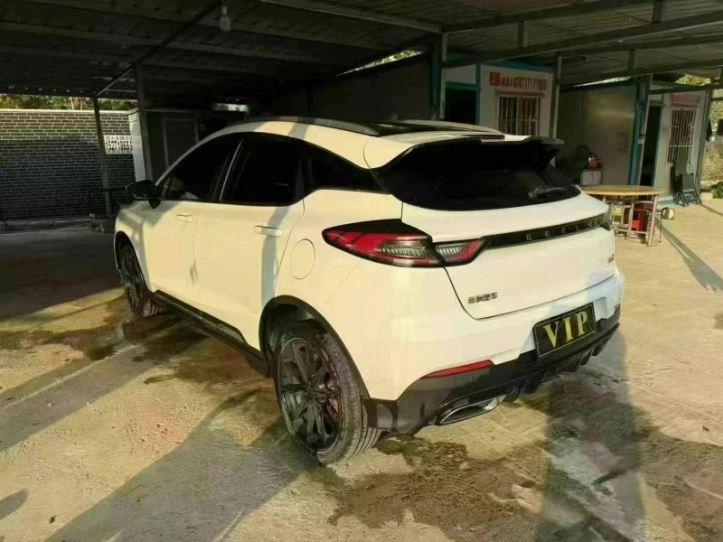 武汉22年吉利帝豪4