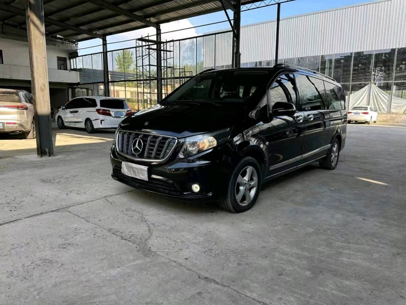 徐州18年奔驰威霆2