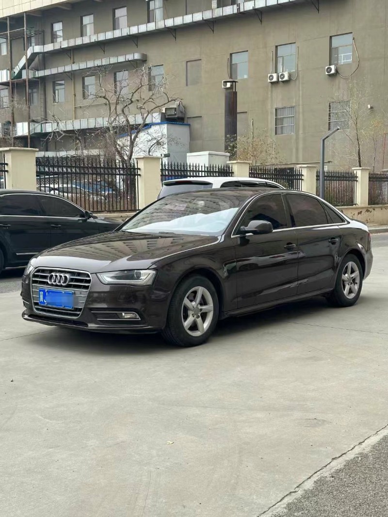 包頭14年奧迪A4L3