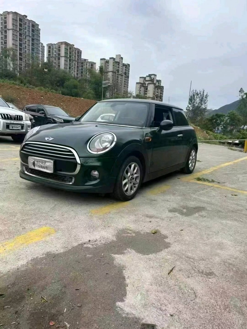 重慶16年MINICooper3