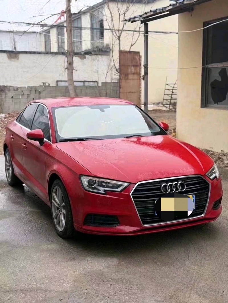 济宁18年奥迪A32