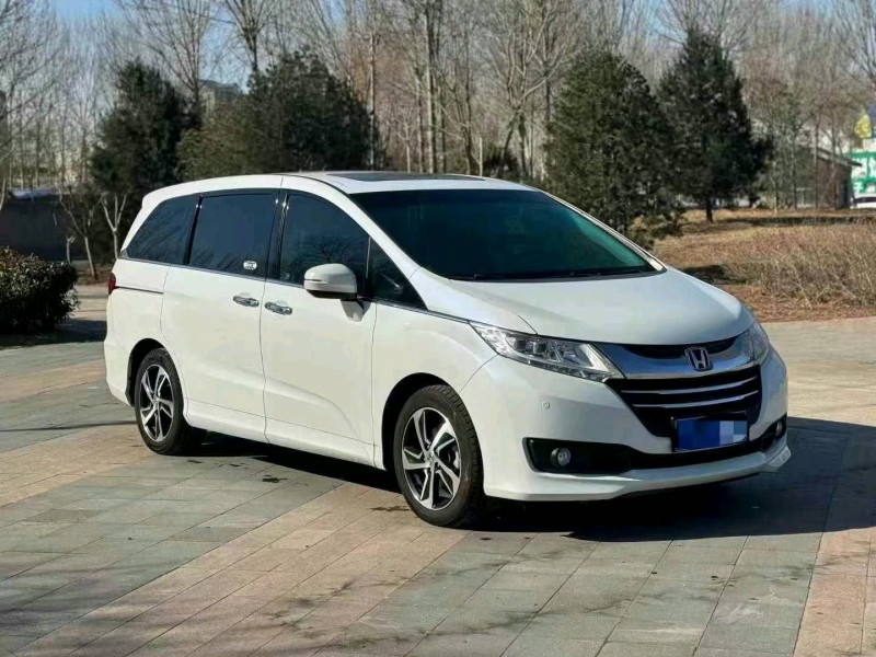 济宁16年本田奥德赛2