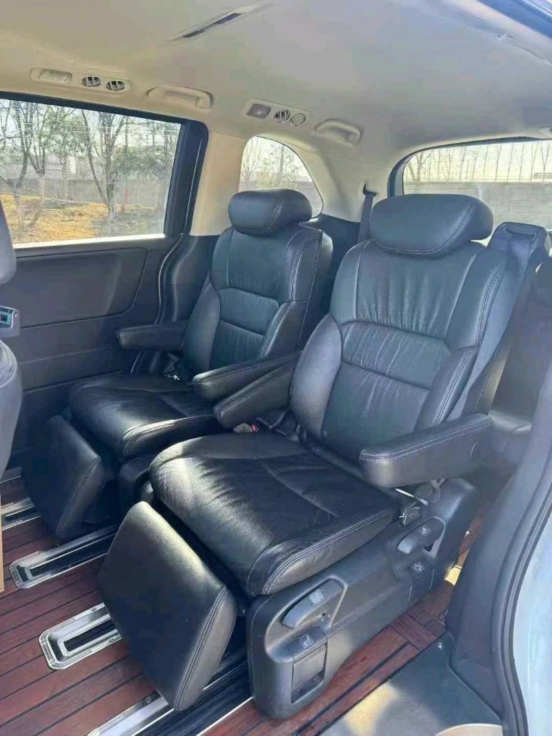 济宁16年本田奥德赛7