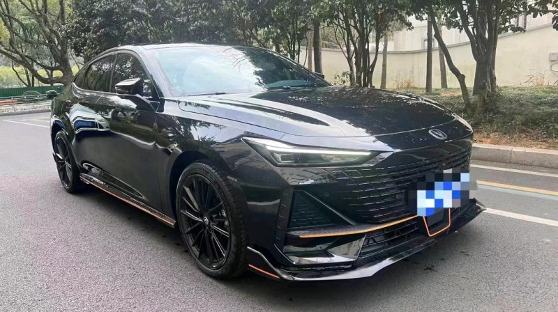 金華23年長安汽車UNI3