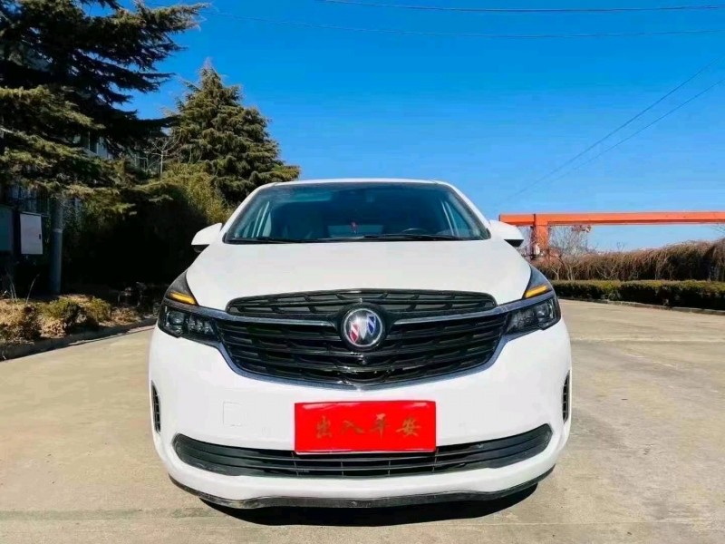 青岛21年别克GL81