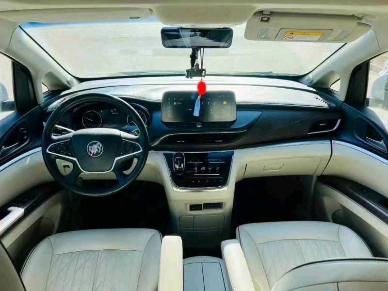 青岛21年别克GL88