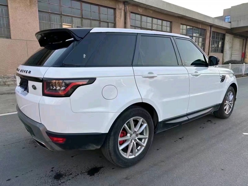 济宁20年路虎揽胜运动5