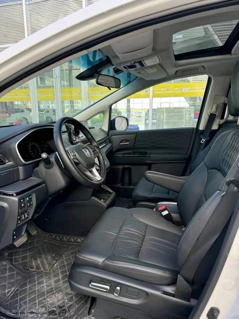 济宁23年本田艾力绅7