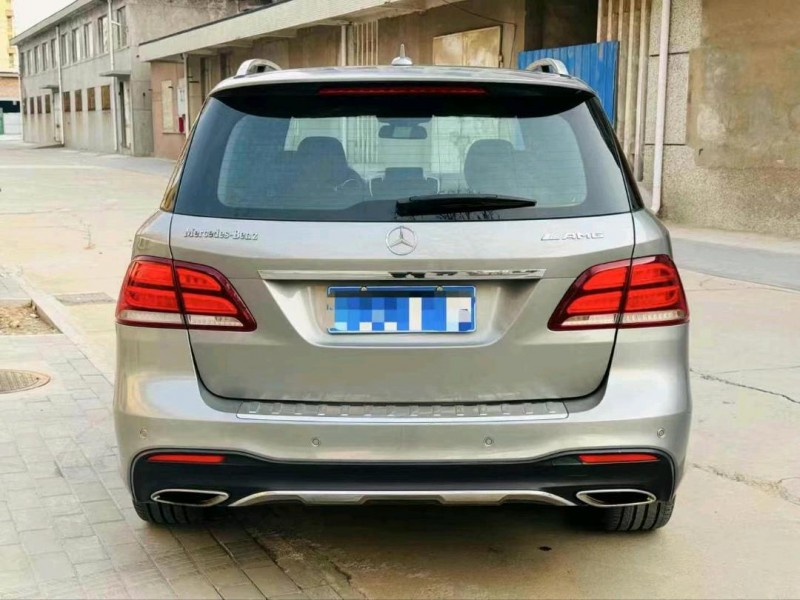 济宁17年奔驰GLE4