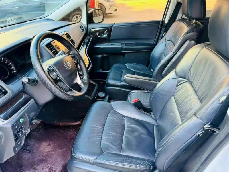 济宁19年本田奥德赛8