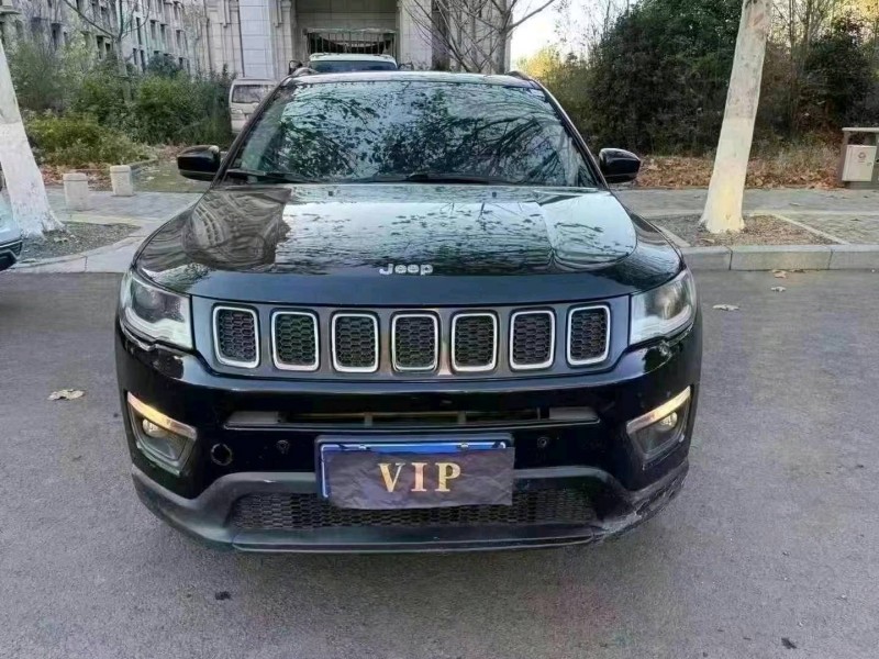 泰安18年Jeep指南者1