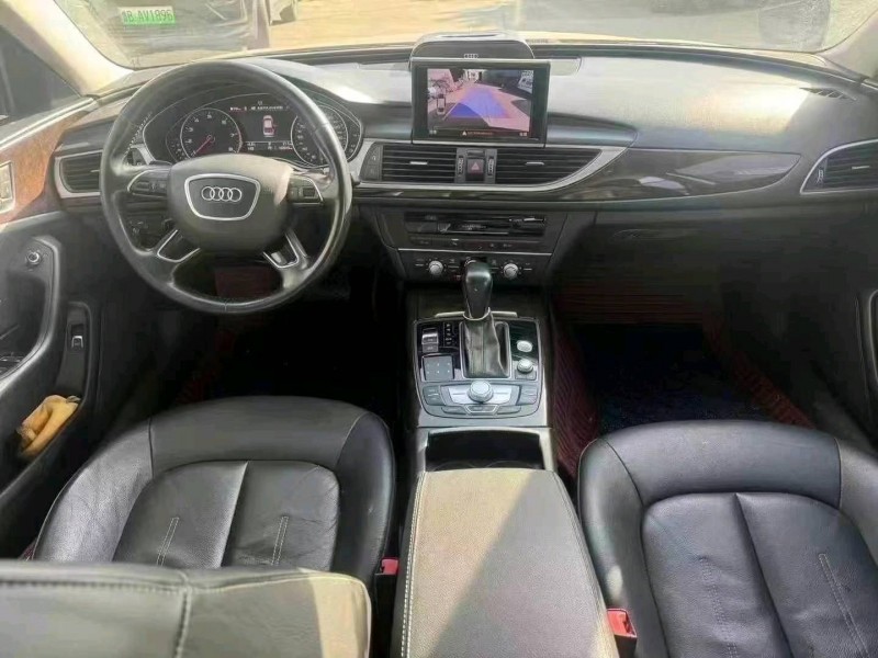 济宁17年奥迪A6L8