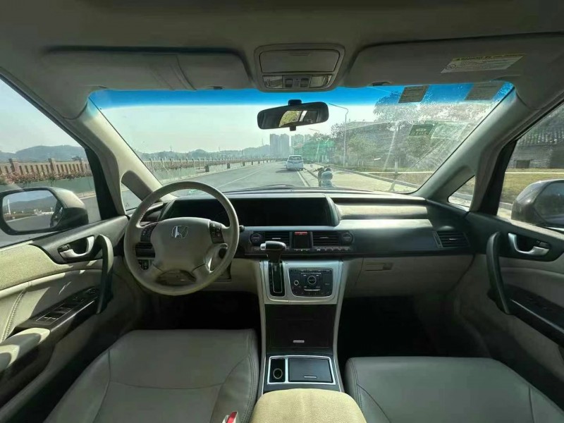 东莞14年本田艾力绅5
