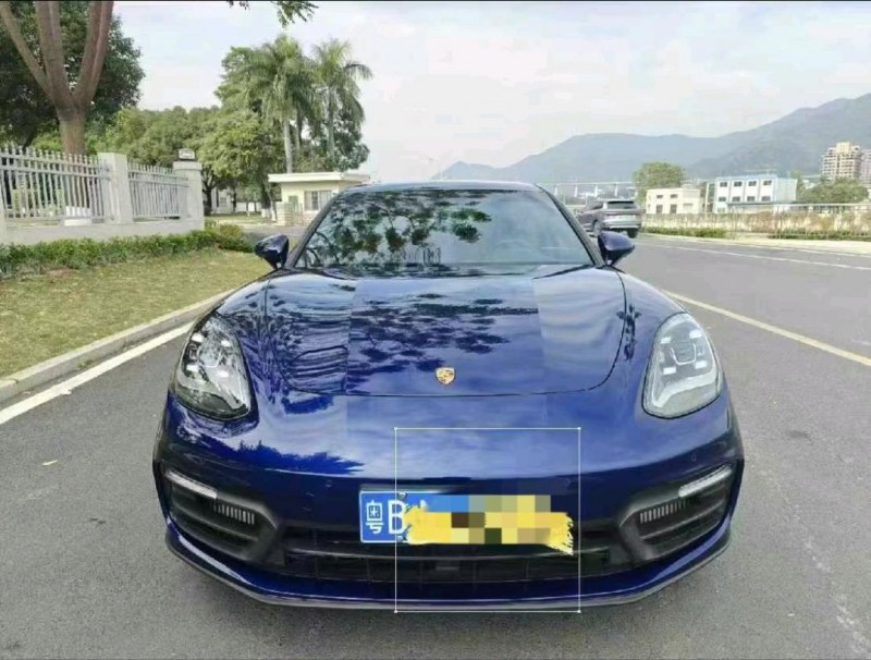 东莞23年保时捷帕拉梅拉1