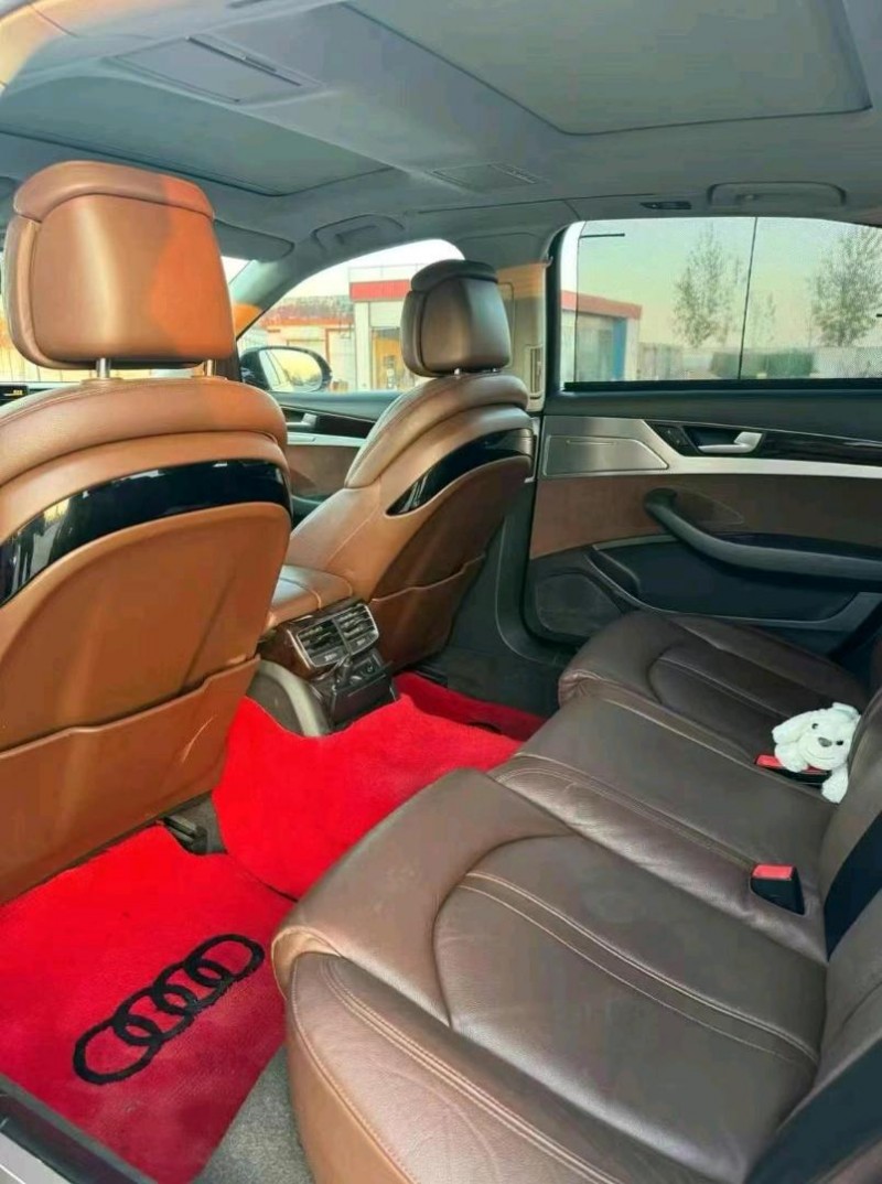 济宁14年奥迪A8L4