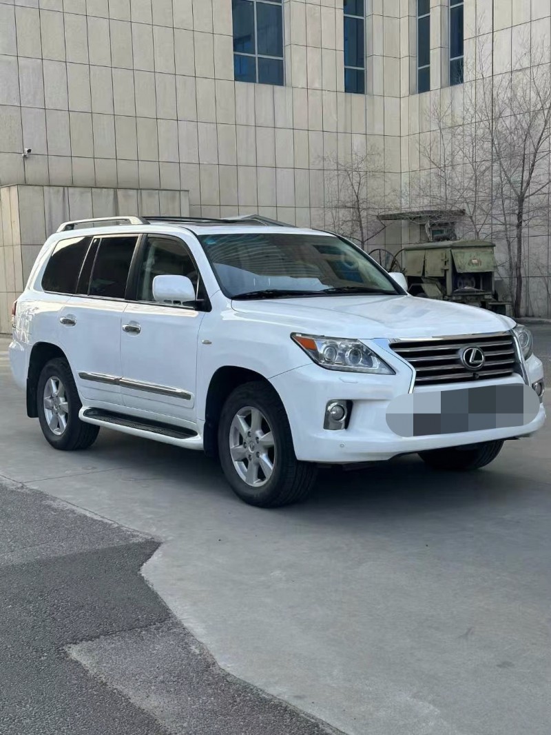 包頭10年雷克薩斯LX5