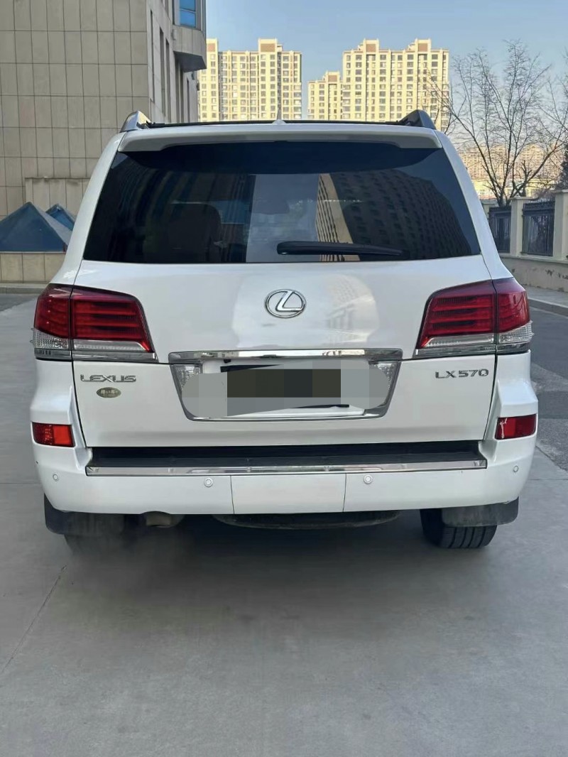 包頭10年雷克薩斯LX9